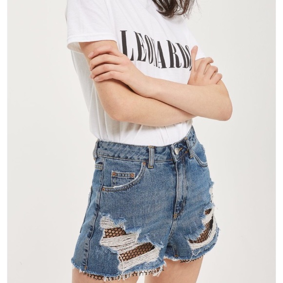Topshop Pants - NWT • TopShop Moto • Fishnet Mom Denim Shorts 10